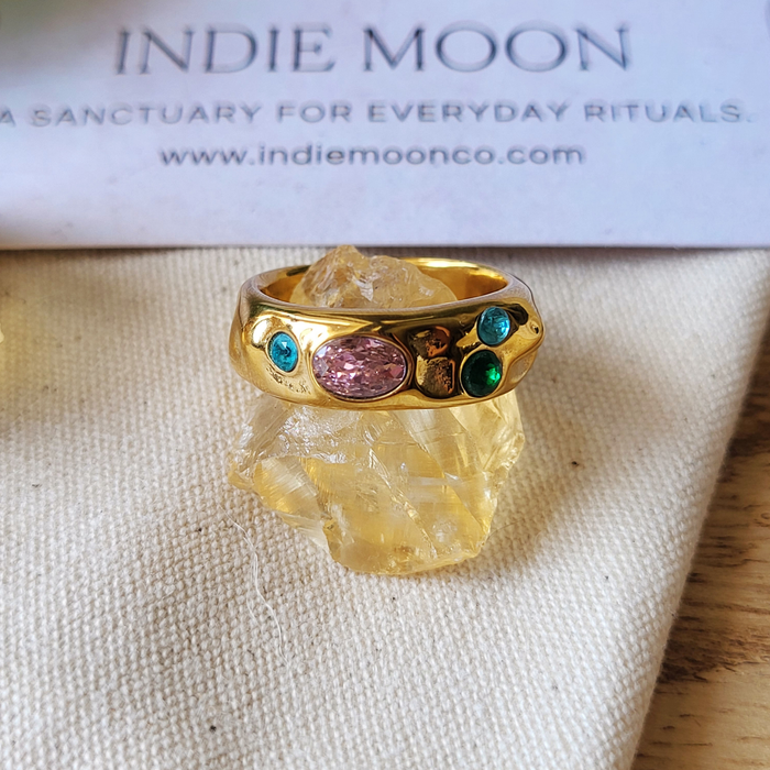 Dewdrops Gold Hammered Zirconia Ring